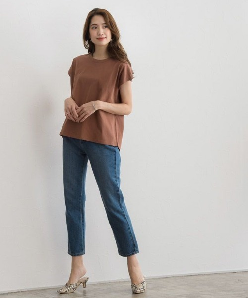 Pierrot（ピエロ）の「フレンチスリーブTシャツ（Tシャツ/カットソー・レディース・ネイビー/ブラック/グレー系その他/ブラウン/ベージュ系その他/オフホワイト・L/M）」の11枚目の写真