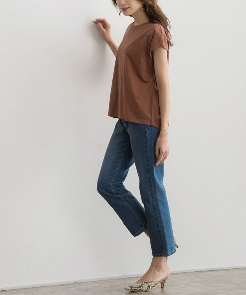 Pierrot（ピエロ）の「フレンチスリーブTシャツ（Tシャツ/カットソー・レディース・ネイビー/ブラック/グレー系その他/ブラウン/ベージュ系その他/オフホワイト・L/M）」の12枚目の写真