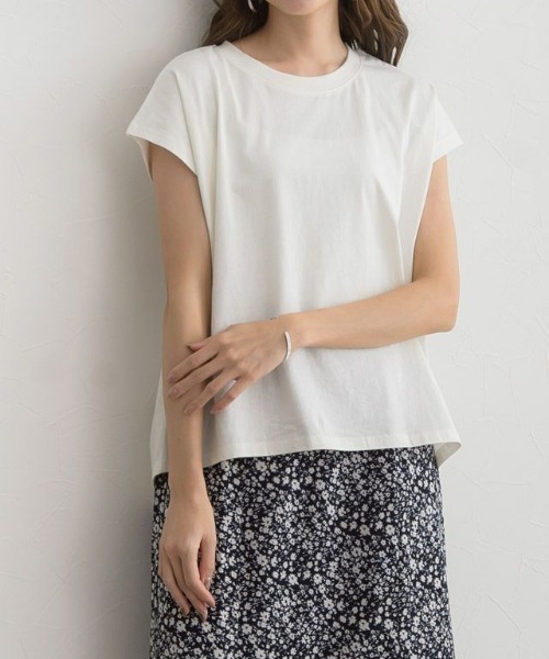 Pierrot（ピエロ）の「フレンチスリーブTシャツ（Tシャツ/カットソー・レディース・ネイビー/ブラック/グレー系その他/ブラウン/ベージュ系その他/オフホワイト・L/M）」の14枚目の写真