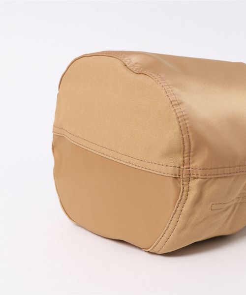 RAG MACHINE（ラグマシーン）の「【RAG MACHINE】コンビ巾着ショルダーバッグ（ショルダーバッグ・レディース・ネイビー/ベージュ・ONE SIZE）」の4枚目の写真