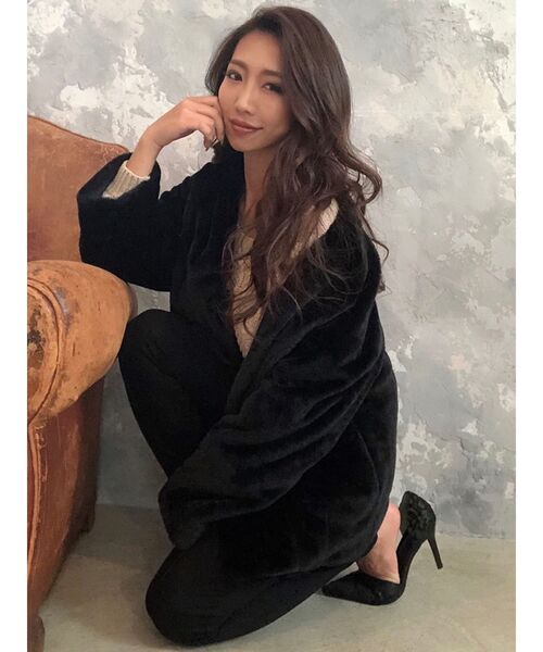 RESEXXY(リゼクシー)の「ノーカラーフェイクファージャケット(ノーカラーコート・レディース・ブラック/ピンク/ベージュ・FREE)」の9枚目の写真