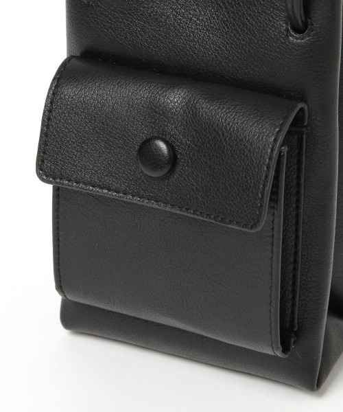 LOWRYS FARM（ローリーズファーム）の「ミニポケットショルダー　927392（ショルダーバッグ・レディース・ブラック/ブルー/グリーン/アイボリー・FREE）」の17枚目の写真