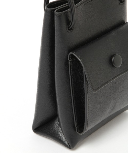 LOWRYS FARM（ローリーズファーム）の「ミニポケットショルダー　927392（ショルダーバッグ・レディース・ブラック/ブルー/グリーン/アイボリー・FREE）」の19枚目の写真