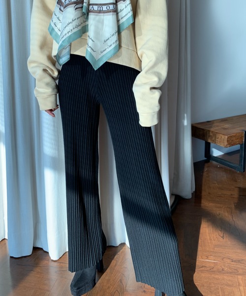 EIMY ISTOIRE(エイミーイストワール)の「シンプルニットパンツ(その他パンツ・レディース・ブラック/ブラウン/アイボリー/ボルドー・FREE)」の3枚目の写真