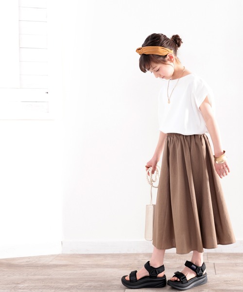 classicalelf（クラシカルエルフ）の「≪キッズ≫綿100％ 上質コットン。大人映えフレンチタックプルオーバー（Tシャツ/カットソー・キッズ・ベージュ/ブラック/ホワイト・140/130/150/160）」の11枚目の写真