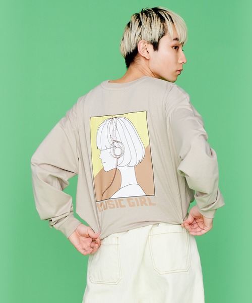 Ressaca（レサーカ）の「WEB限定 別注 オーバーサイズ バックプリントロンT（Tシャツ/カットソー・レディース・ホワイト/ブラック/パープル/サックスブルー/ライム/グリーン/ホワイト系その他/ブラック系その他/ベージュ系その他/グリーン系その他/ブルー系その他/パープル系その他/グレイッシュベージュ/チャコール/ホワイト系その他3/ホワイト系その他4/ブラック系その他2/ベージュ系その他2/ベージュ系その他3・S/M/L）」の12枚目の写真