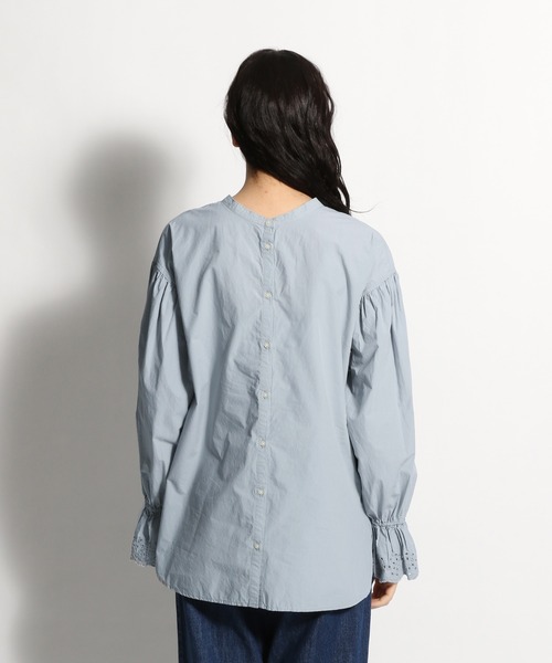 niko and...（ニコアンド）の「タイプライター2WAYブラウス（シャツ/ブラウス・レディース・ライトブルー/オフホワイト/チャコール・LARGE/MEDIUM）」の10枚目の写真