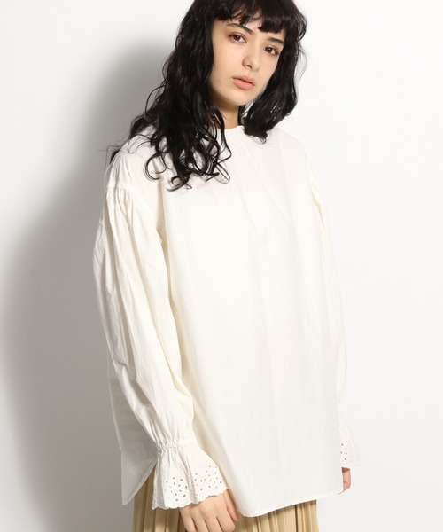 niko and...（ニコアンド）の「タイプライター2WAYブラウス（シャツ/ブラウス・レディース・ライトブルー/オフホワイト/チャコール・LARGE/MEDIUM）」の21枚目の写真