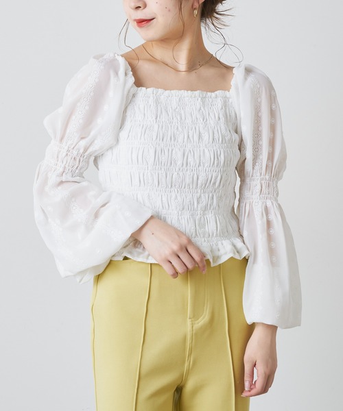 Chico（チコ）の「シャーリング刺繍レースパフスリーブブラウス（シャツ/ブラウス・レディース・ホワイト/ブラック/ミント・FREE）」の6枚目の写真