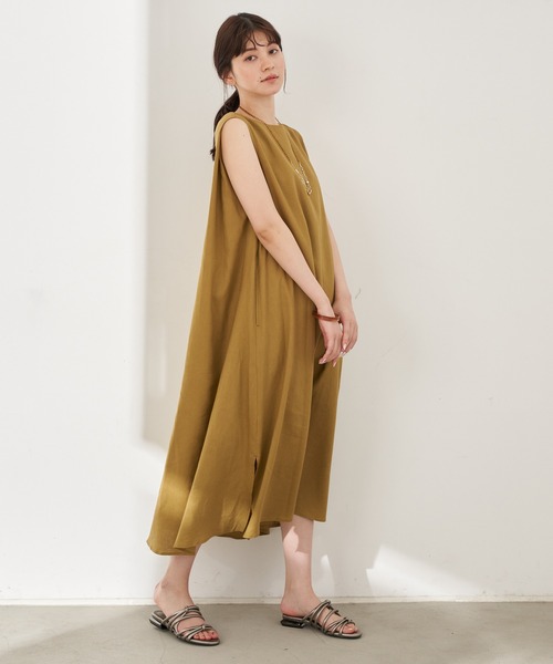 YECCA VECCA(イェッカヴェッカ)の「レーヨン麻Aラインワンピース *(ワンピース・レディース・ベージュ/ダークブラウン/ブルーグリーン・FREE)」の1枚目の写真