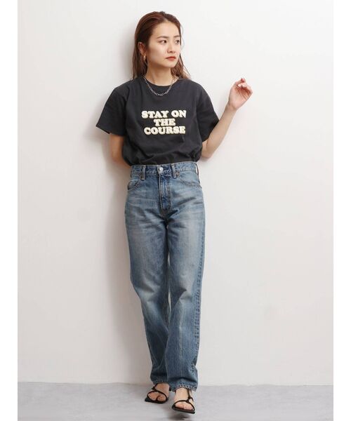 Ungrid(アングリッド)の「ロゴ発砲プリントTee(Tシャツ/カットソー・レディース・チャコールグレー/オフホワイト・FREE)」の5枚目の写真