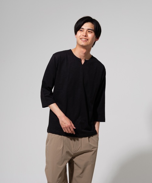 Blue Standard (ブルースタンダード)の「【BLUE STANDARD】オーガニックコットン スラブ7分袖キーネックTシャツ サスティナビリティアイテム(Tシャツ/カットソー・メンズ・ブラック/ブラウン/ホワイト/ネイビー/オリーブ・SMALL/LARGE/MEDIUM/X-LARGE)」の3枚目の写真