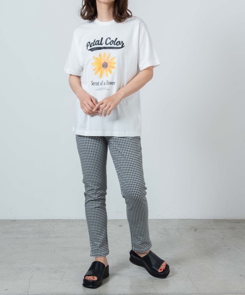 WEGO（ウィゴー）の「WEGO/flowerプリントTシャツ（Tシャツ/カットソー・レディース・ホワイト/ライム・SMALL/MEDIUM/LARGE/X-LARGE）」の14枚目の写真