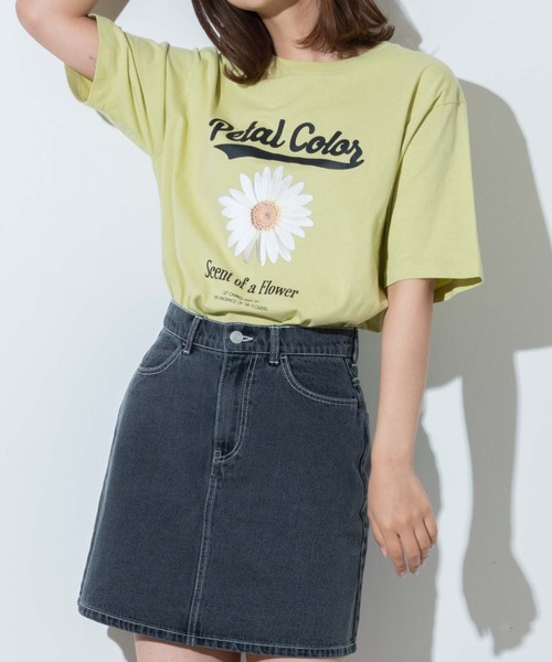 WEGO（ウィゴー）の「WEGO/flowerプリントTシャツ（Tシャツ/カットソー・レディース・ホワイト/ライム・SMALL/MEDIUM/LARGE/X-LARGE）」の9枚目の写真