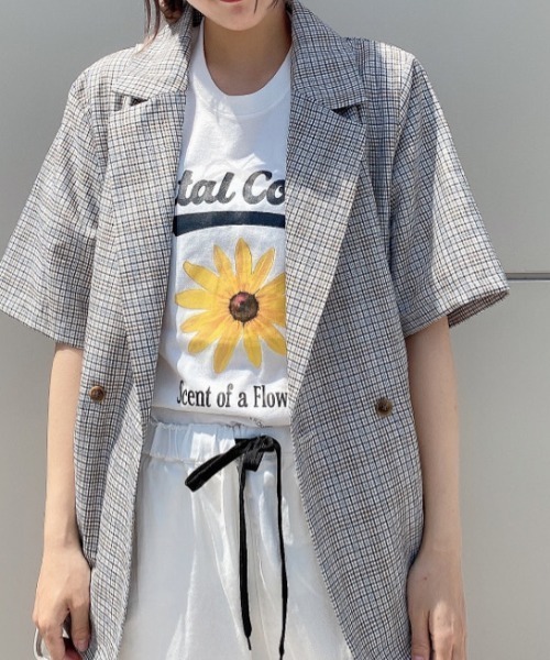 WEGO（ウィゴー）の「WEGO/flowerプリントTシャツ（Tシャツ/カットソー・レディース・ホワイト/ライム・SMALL/MEDIUM/LARGE/X-LARGE）」の16枚目の写真