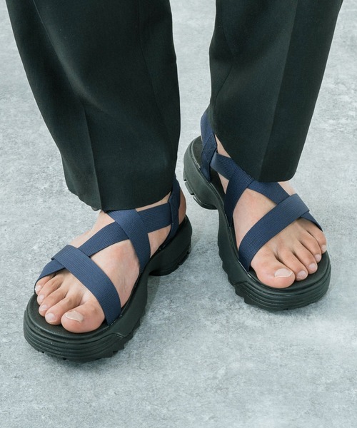 MEI（メイ）の「MEI Recycled nylon tape SANDAL 厚底シャークソール スポーツサンダル（サンダル・メンズ・ベージュ/ブラック/ネイビー/ブラウン/オリーブ・37/38/36/43/41/42）」の17枚目の写真