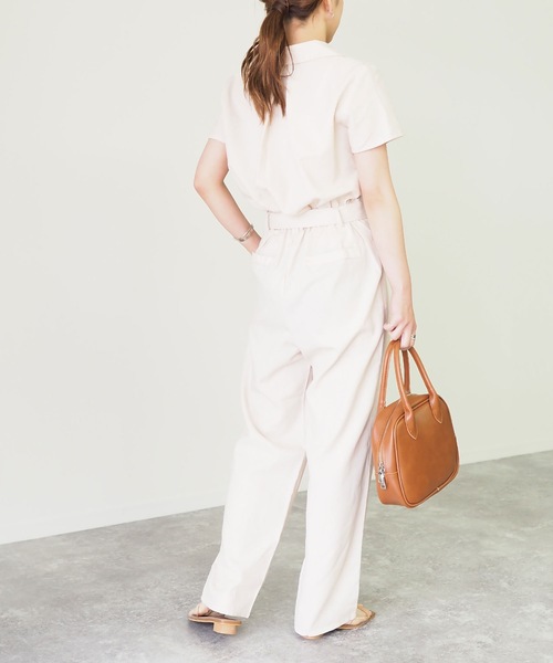 Riberry(リベリー)の「リネンタッチ半袖開襟ジャンプスーツ(つなぎ/オールインワン・レディース・ブラック/ベージュ/キナリ/モカ/カーキ・MEDIUM)」の7枚目の写真