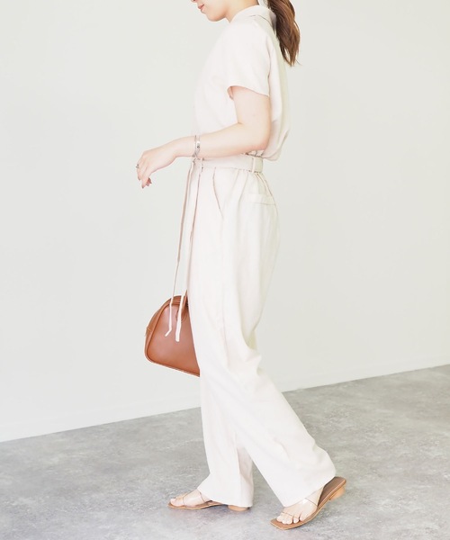 Riberry(リベリー)の「リネンタッチ半袖開襟ジャンプスーツ(つなぎ/オールインワン・レディース・ブラック/ベージュ/キナリ/モカ/カーキ・MEDIUM)」の11枚目の写真