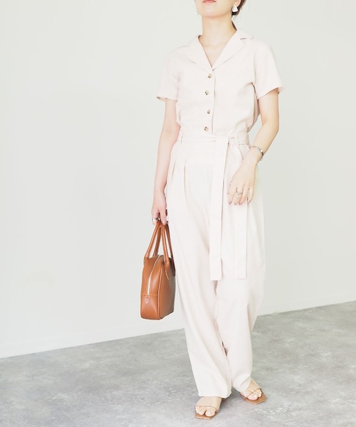 Riberry(リベリー)の「リネンタッチ半袖開襟ジャンプスーツ(つなぎ/オールインワン・レディース・ブラック/ベージュ/キナリ/モカ/カーキ・MEDIUM)」の8枚目の写真