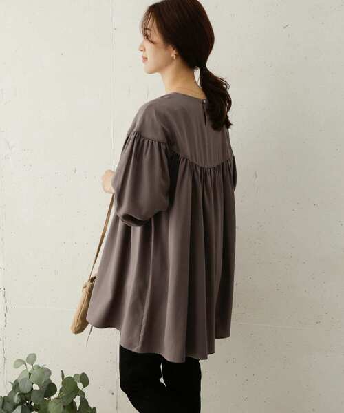 URBAN RESEARCH DOORS（アーバンリサーチドアーズ）の「パイピングヨークギャザーチュニック（シャツ/ブラウス・レディース・ブラック/ブラウン/グレー・ONE）」の13枚目の写真