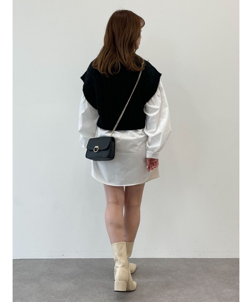 SLURR（スラ―）の「【セット】ケーブルベスト+ブラウスチュニック（ベスト・レディース・ブラック/アイボリー/モカ/ライトベージュ・FREE）」の6枚目の写真