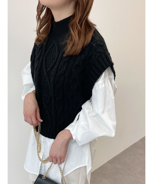 SLURR（スラ―）の「【セット】ケーブルベスト+ブラウスチュニック（ベスト・レディース・ブラック/アイボリー/モカ/ライトベージュ・FREE）」の9枚目の写真