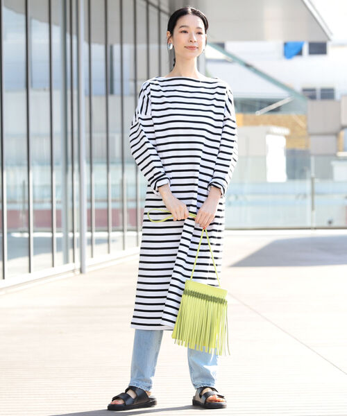 Demi-Luxe BEAMS(デミルクス ビームス)の「Traditional Weatherwear / ボーダー ワンピース(ワンピース・レディース・ライトブルー/ブラック・ONE SIZE)」の9枚目の写真