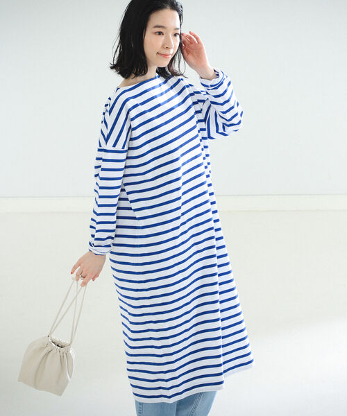 Demi-Luxe BEAMS(デミルクス ビームス)の「Traditional Weatherwear / ボーダー ワンピース(ワンピース・レディース・ライトブルー/ブラック・ONE SIZE)」の3枚目の写真