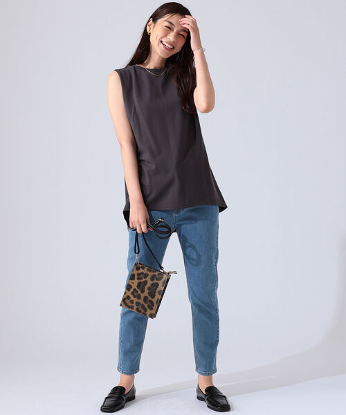 B:MING by BEAMS(ビーミングバイビームス)の「B:MING by BEAMS / ポンチ タック ノースリーブ(Tシャツ/カットソー・レディース・オフホワイト/モカ/ブラック系・ONE SIZE)」の11枚目の写真