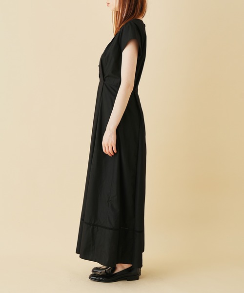 MADEMOISELLE ROPE'(マドモアゼル ロペ)の「【WEB限定】<無地/ストライプ>フレンチスリーブシャツワンピース(ワンピース・レディース・ブラック/ブルー・38)」の9枚目の写真