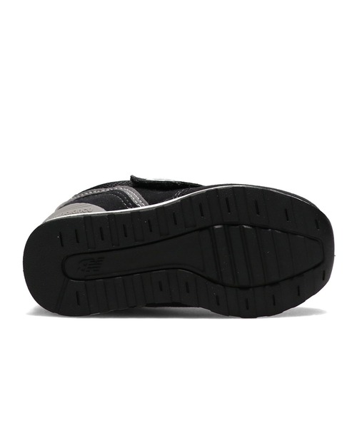 NEW BALANCE（ニューバランス）の「New Balance IZ996BK3 / ニューバランス IZ996BK3（スニーカー・キッズ・ブラック・15.0cm/16.0cm/14.0cm/13.0cm/12.0cm）」の6枚目の写真