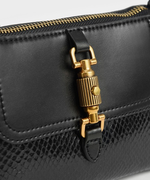 CHARLES & KEITH(チャールズ & キース)の「チェーンハンドルバッグ / Chain Handle Bag(ハンドバッグ・レディース・ブラック/ダークグリーン/クリーム/マスタード・S)」の10枚目の写真