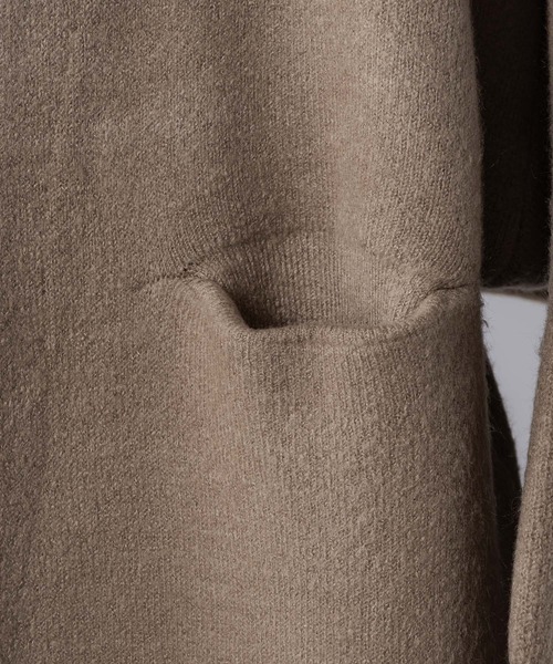 INTER FACTORY（インターファクトリー）の「WEARISTA haru - ルーズニットカーディガン 　made in INTER FACTORY（カーディガン/ボレロ・レディース・ベージュ/オフホワイト・FREE）」の4枚目の写真