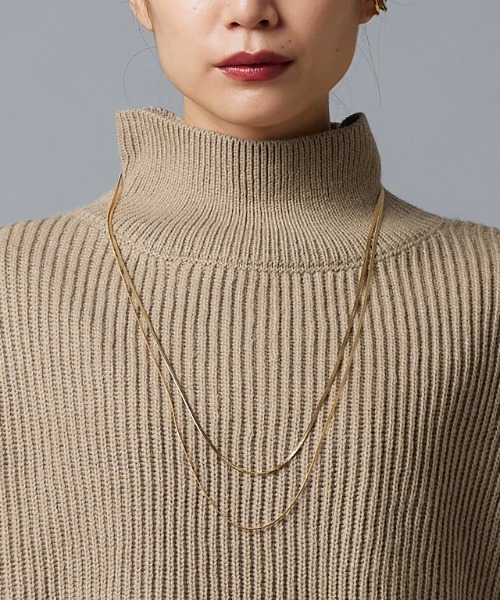 Pierrot(ピエロ)の「ハイネックニットベスト(ベスト・レディース・アイボリー/ブラック/キャメル・M/L)」の12枚目の写真