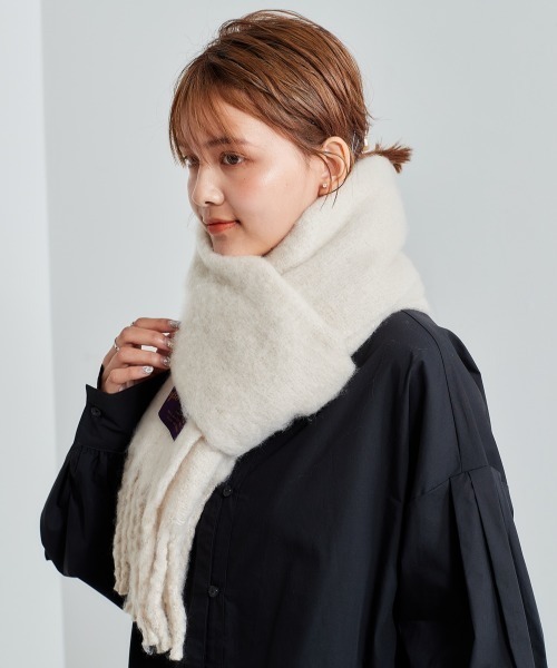 cepo（セポ）の「ボリュームフリンジストール（マフラー・レディース・ベージュ/グレー/オフホワイト/ブルー・FREE）」の12枚目の写真