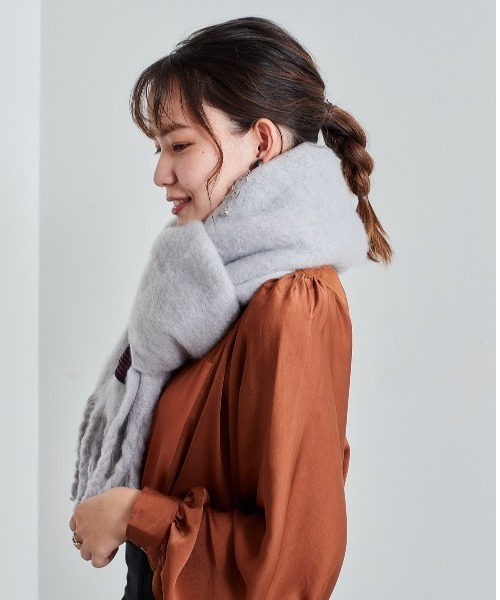 cepo（セポ）の「ボリュームフリンジストール（マフラー・レディース・ベージュ/グレー/オフホワイト/ブルー・FREE）」の16枚目の写真