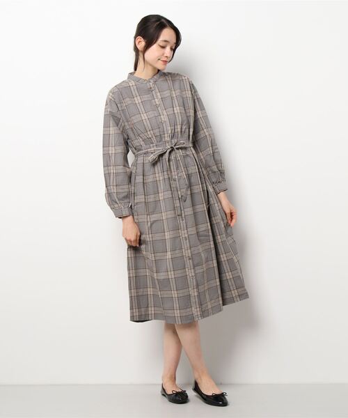 Samansa Mos2（サマンサ モスモス）の「スタンドネック羽織りワンピース（ワンピース・レディース・ブラウン/グレー/ベージュ/ブラック・ﾌﾘ-）」の10枚目の写真