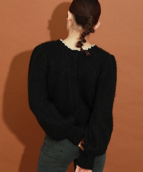 MADEMOISELLE ROPE'（マドモアゼル ロペ）の「【3WAY】<前後着用も可能>パールネックニットカーディガン（カーディガン/ボレロ・レディース・ブラック/ホワイト系その他2・38）」の5枚目の写真