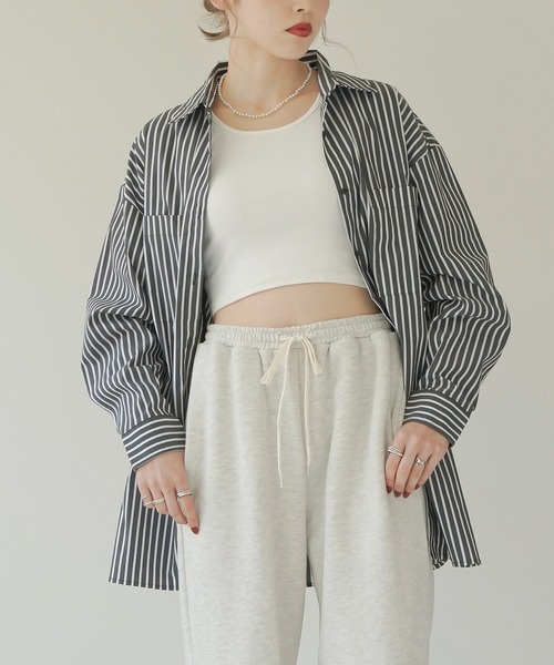 Lull（ルル）の「【Lull / ルル】ストライプオーバーシャツ（シャツ/ブラウス・レディース・ブラック/ホワイト・ONESIZE）」の2枚目の写真