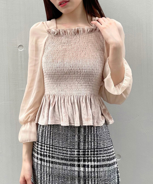 Crea titty&Co. PETIT(クレアティティーアンドコープチ)の「【Crea titty&Co.PETIT】ベロアフリルトップス(シャツ/ブラウス・レディース・ピンク/ベージュ/ブラック・FREE)」の1枚目の写真