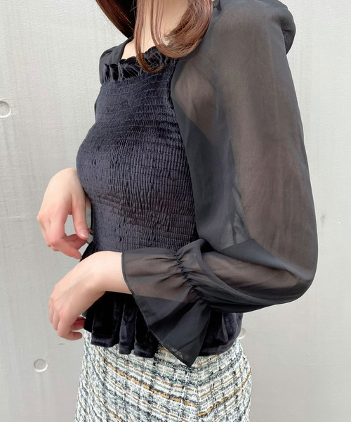 Crea titty&Co. PETIT(クレアティティーアンドコープチ)の「【Crea titty&Co.PETIT】ベロアフリルトップス(シャツ/ブラウス・レディース・ピンク/ベージュ/ブラック・FREE)」の14枚目の写真