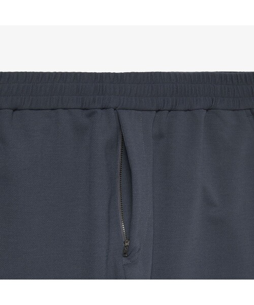 LACOSTE（ラコステ）の「ストレッチテーパードシャーリングパンツ（その他パンツ・メンズ・ブラック/スミクロ・46/38/42）」の4枚目の写真