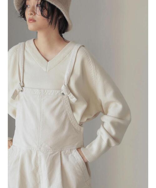 AMERICAN HOLIC(アメリカンホリック)の「Vネックラグラン切り替えニットプルオーバー(ニット/セーター・レディース・グリーン/グレイッシュベージュ/ダークネイビー/アイボリー・M/L)」の15枚目の写真