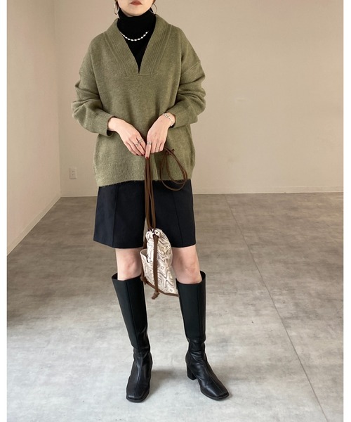 She's Closet（シーズクローゼット）の「オーバーサイズ深Ｖネックボリュームスリーブ長袖プルオーバーニット（ニット/セーター・レディース・ベージュ/グリーン/アイボリー/チャコール/グリーン系その他/ピンク/チャコールグレー/グレイッシュベージュ・FREE）」の18枚目の写真