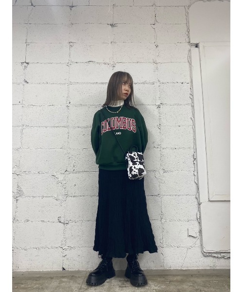 WC(ダブル シー)の「裏起毛カレッジロゴスウェット(スウェット・レディース・ネイビー/グレー/レッド/グリーン・FREE)」の5枚目の写真
