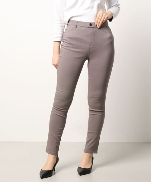 earth music&ecology（アースミュージックアンドエコロジー）の「裏起毛レギパン＊（その他パンツ・レディース・ブラック/グレー/アイボリー/モカ・S/M/L）」の8枚目の写真