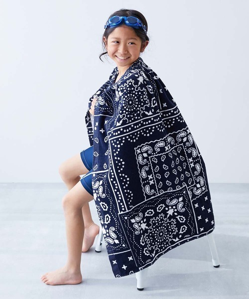 devirock（デビロック）の「【綿100%】ラップタオル 80cm（スイムグッズ・キッズ・ホワイト/ネイビー/カーキ/ブルーグレー/グリーン系その他/ブルー系その他/ブルー系その他2/ブルー系その他3/ブルー系その他4/その他11/その他10/その他13/その他12/イエロー系その他・ONE SIZE）」の6枚目の写真