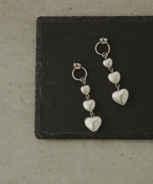 COLOR TOKYO ACCESSORIES(カラートウキョウアクセサリー)の「ハートパールロングピアス(ピアス(両耳用)・レディース・Silver/GOLD ・FREE)」の11枚目の写真