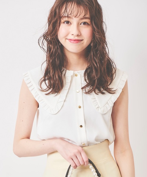 31 Sons de mode（トランテアン　ソン　ドゥ　モード）の「フリルビッグカラーブラウス（シャツ/ブラウス・レディース・オフホワイト/ピンク・36）」の2枚目の写真