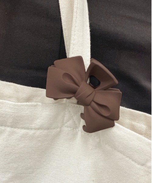 apres jour(アプレジュール)の「【apres jour×ARIAZ】リボンヘアクリップ(バレッタ/ヘアクリップ・レディース・ブラック/ダークブラウン/ベージュ・FREE)」の7枚目の写真